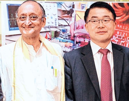 Bengal targeting third slot among states in IT: Amit Mitra