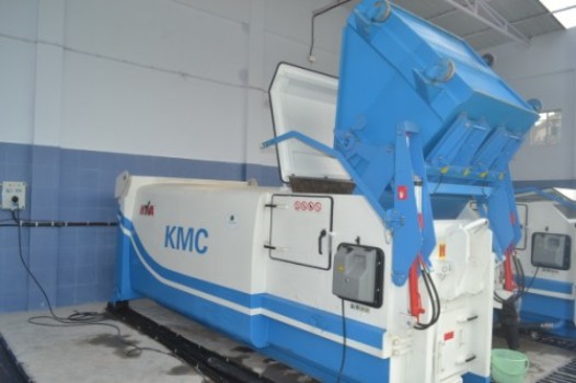 KMC project for converting garbage to biogas and organic fertilizers