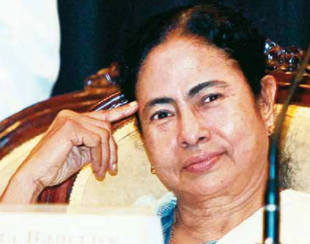 Chief Minister Mamata Banerjee offers job to a HIV patient