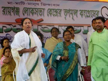 North Dinajpur needs true poriborton: Didi at Chakulia