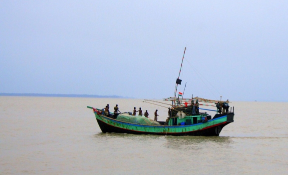 Warning system being installed for the safety of fishermen in Bengal