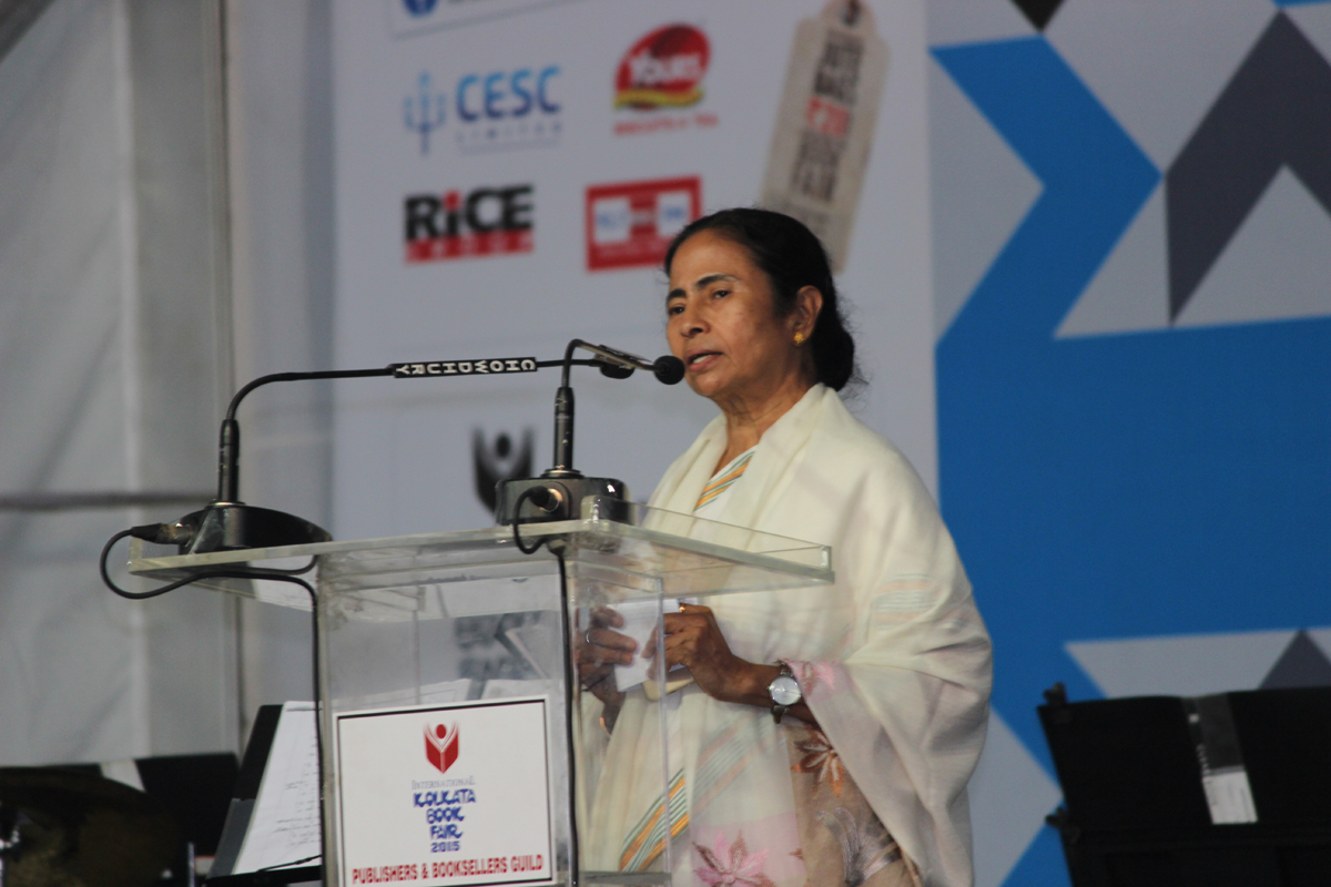 West Bengal CM inaugurates 40th International Kolkata Book Fair