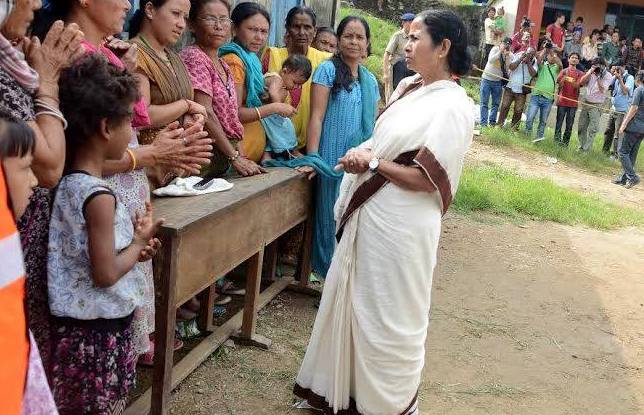 WB CM monitors relief work in the Hills for the second successive day
