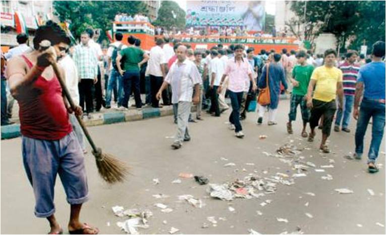 TMC volunteers clean Dharmatala within hours after 21 July rally