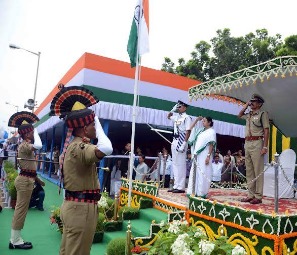 WB CM’s message on Independence Day