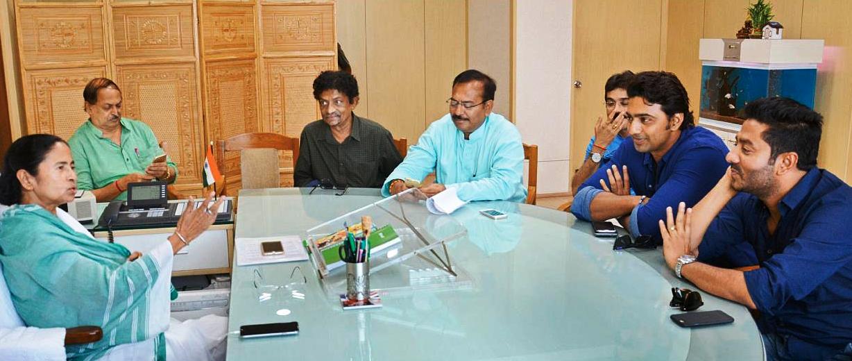 WB CM assures help to Bengali film industry WB CM assures help to Bengali film industry