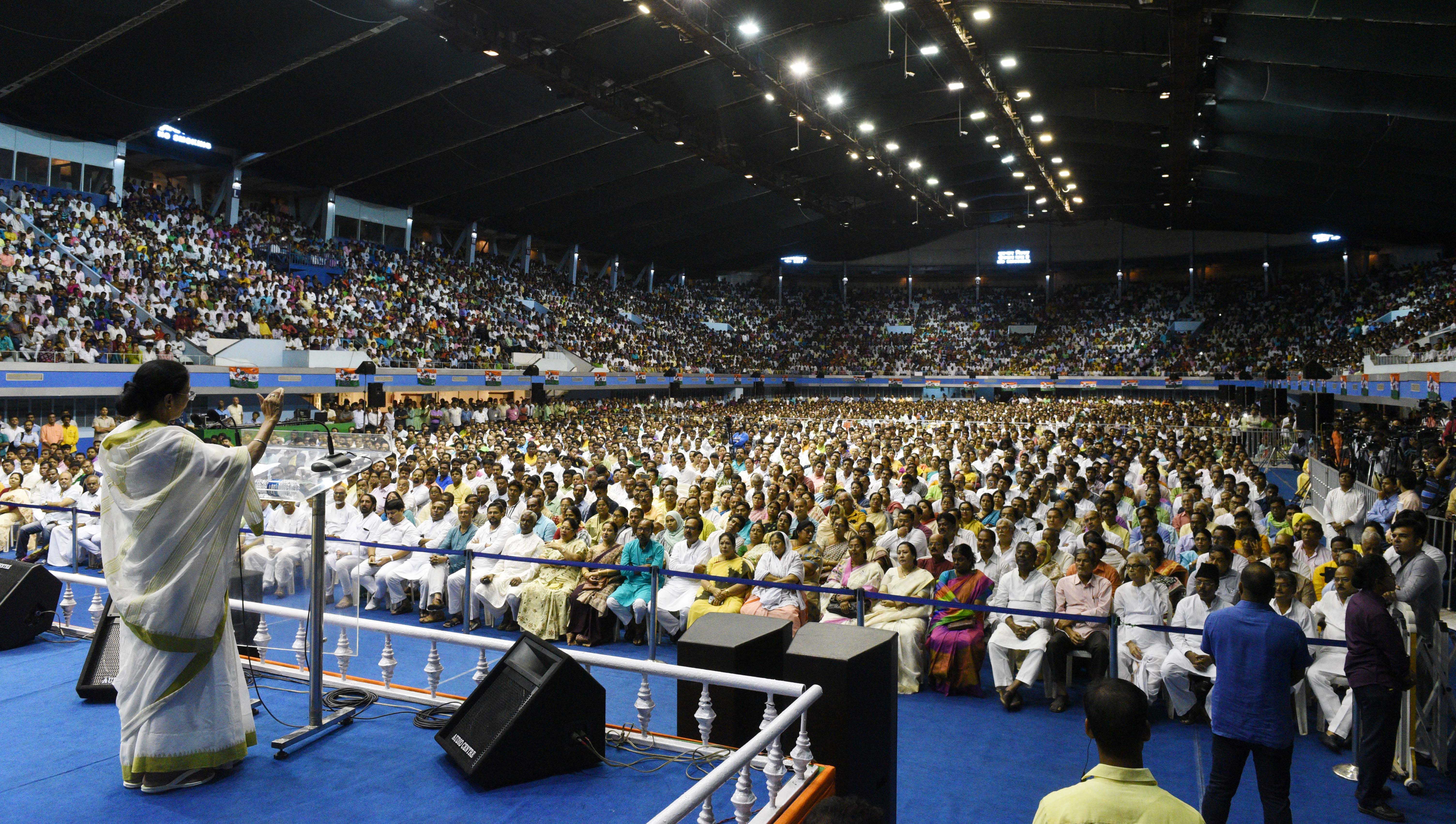 Mamata Banerjee attacks BJP at extended core committee meeting of Trinamool