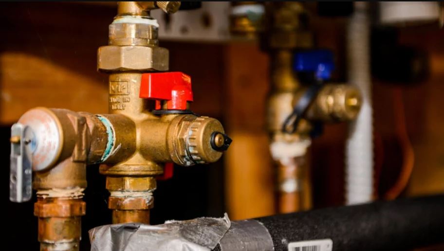 Bengal Govt takes initiative to supply natural gas through pipelines