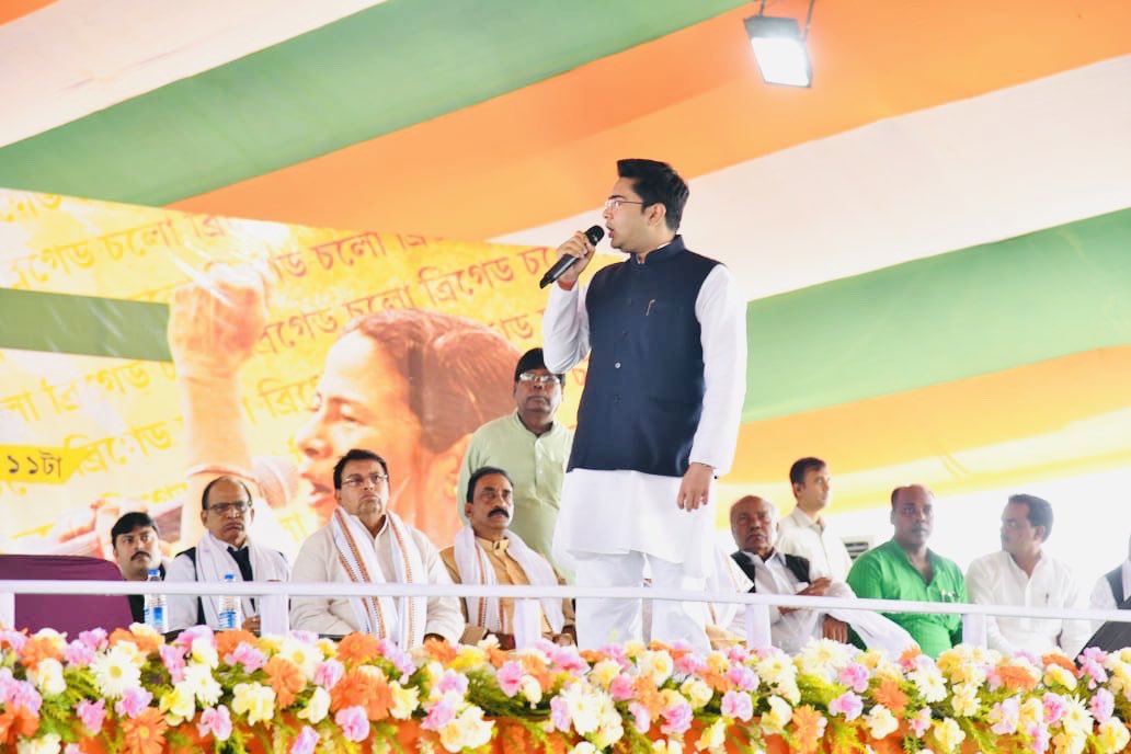 This fight is between BJP and Bangla: Abhishek Banerjee in Purulia