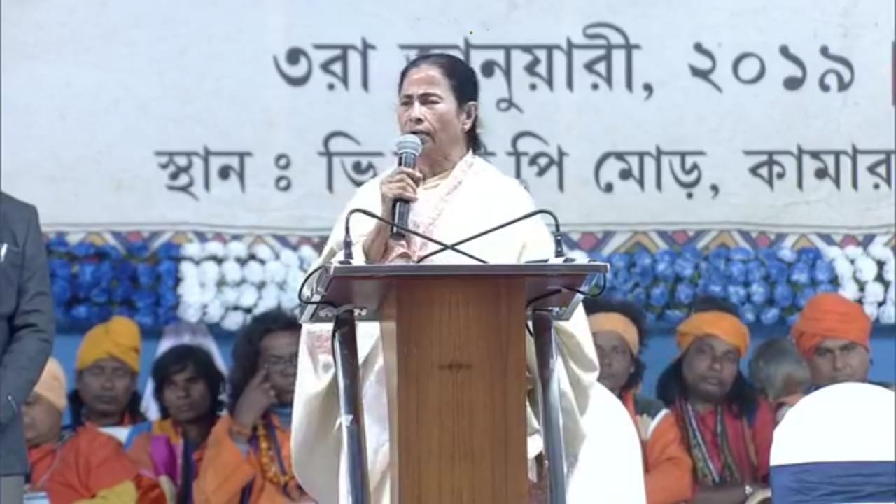 BJP ‘shouting untruths’ about Bangla: Mamata Banerjee