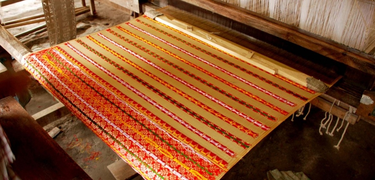 State Govt setting up Tant Haats in Bardhaman