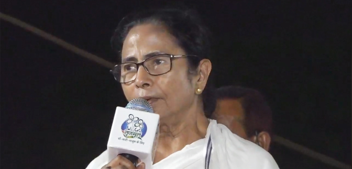BJP bringing goons from outside Bengal: Mamata Banerjee at Tollygunge Phari
