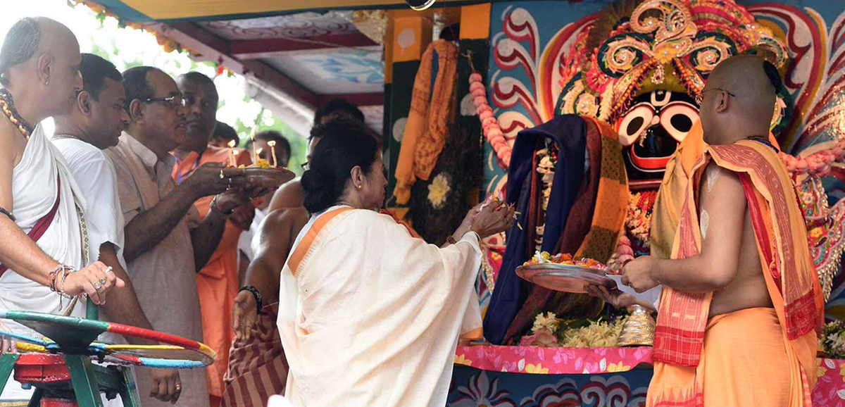 Mamata Banerjee to participate in Rath Yatras at Kolkata and Mahesh today