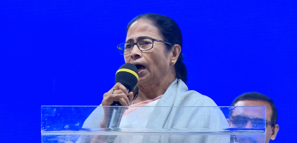 Won’t allow anyone to snatch people’s rights: Mamata Banerjee
