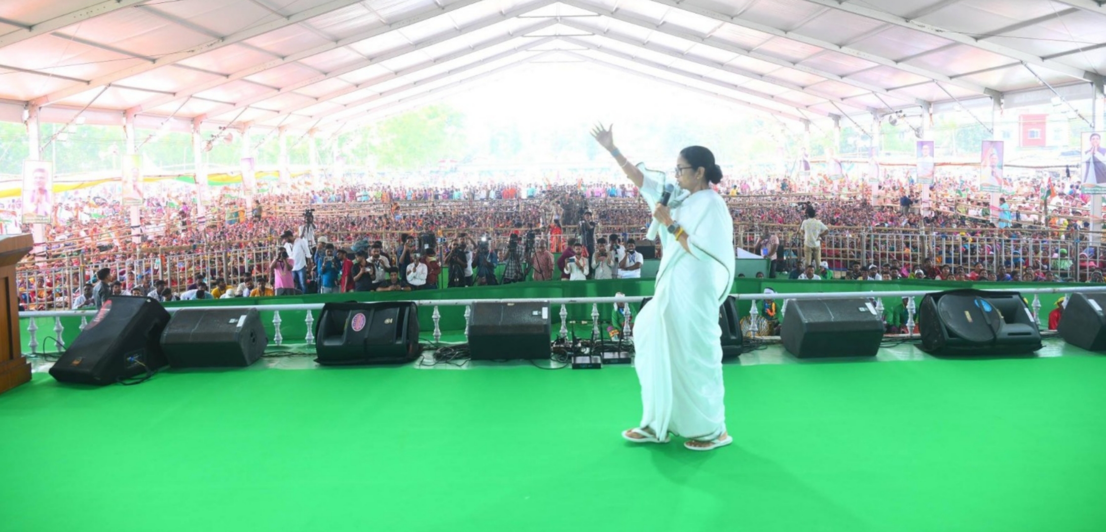 প্রথম চার্জশিট তো মোদী আর অমিত শাহের বিরুদ্ধে হওয়া উচিত : মমতা বন্দ্যোপাধ্যায়
